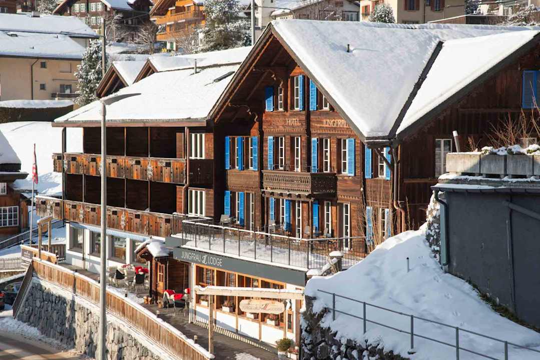 Außenansicht Jungfrau Lodge, Swiss Mountain Hotel