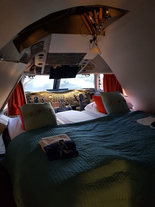 Zimmer Hostel Jumbo Stay