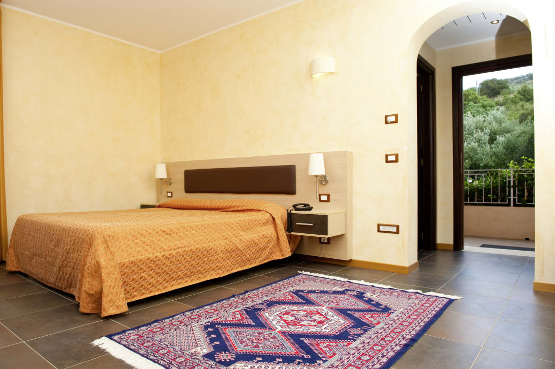 Zimmer BV Borgo del Principe