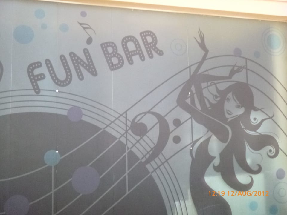  Fun Bar Pickalbatros Citadel Resort