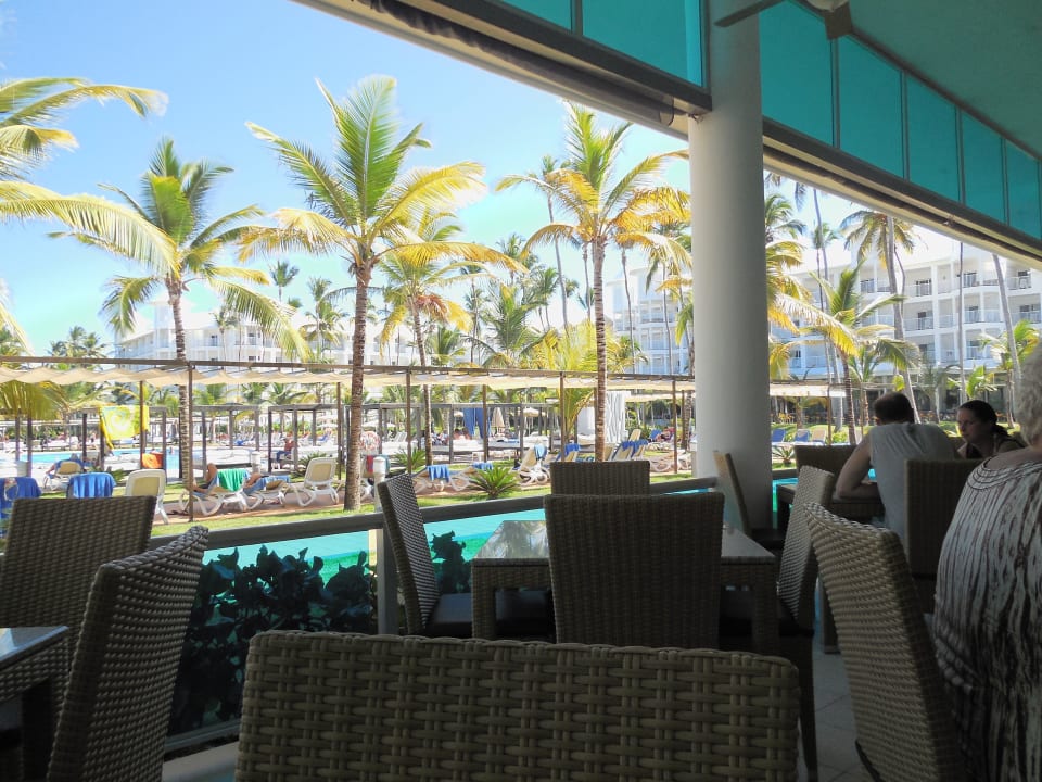 Pool-Restaurant mit tollem Ausblick Hotel Riu Palace Macao - Adults only