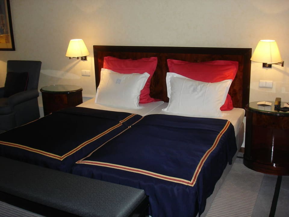 Doppelbett Hotel Taschenbergpalais Kempinski Dresden