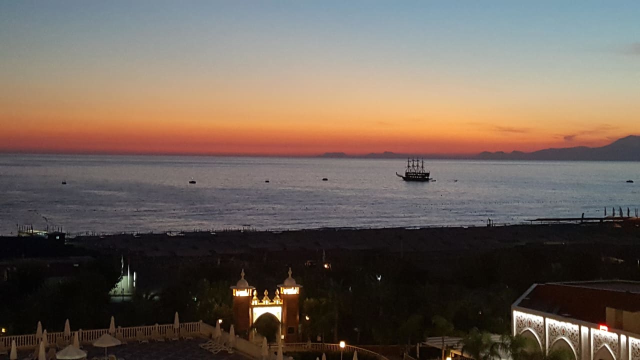 Zimmerblick Royal Taj Mahal Hotel