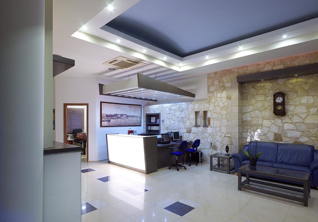 Reception Hotel Elotis Suites