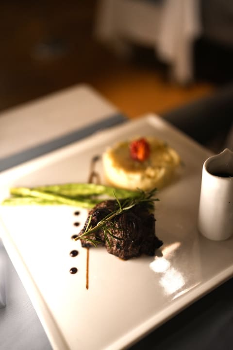 Gastro Fisherman's Cove Resort  (Im Umbau/Renovierung)