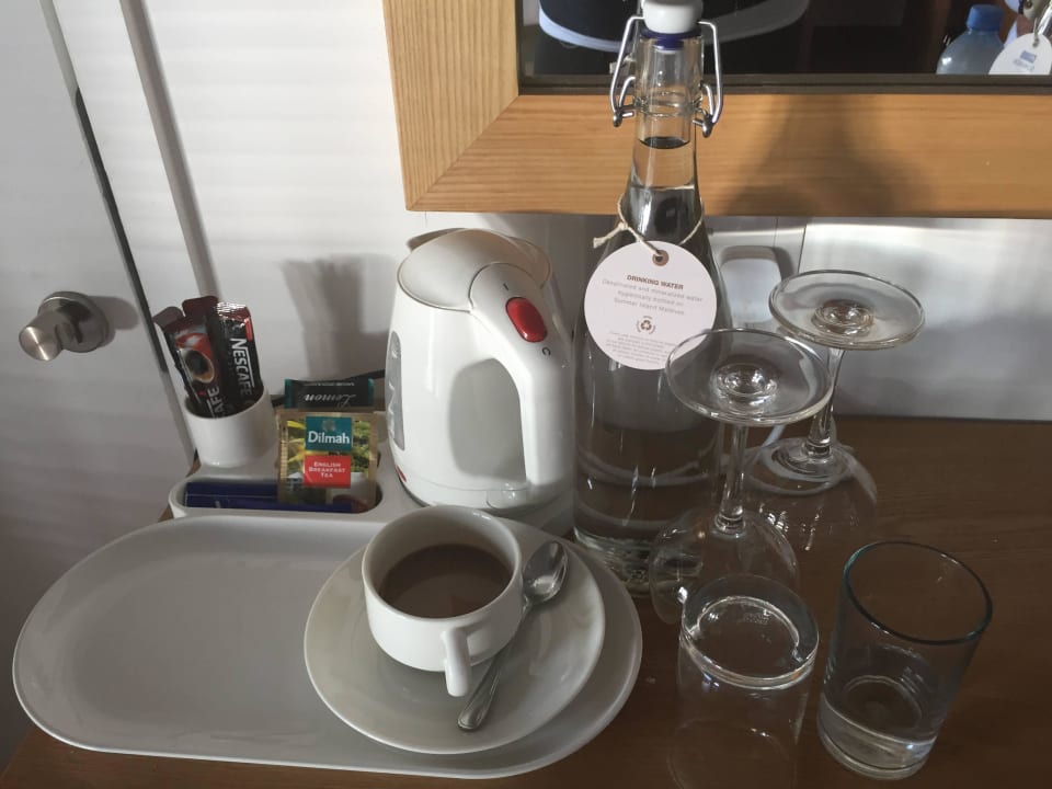 Zestaw do kawy i herbaty w pokoju Summer Island Maldives
