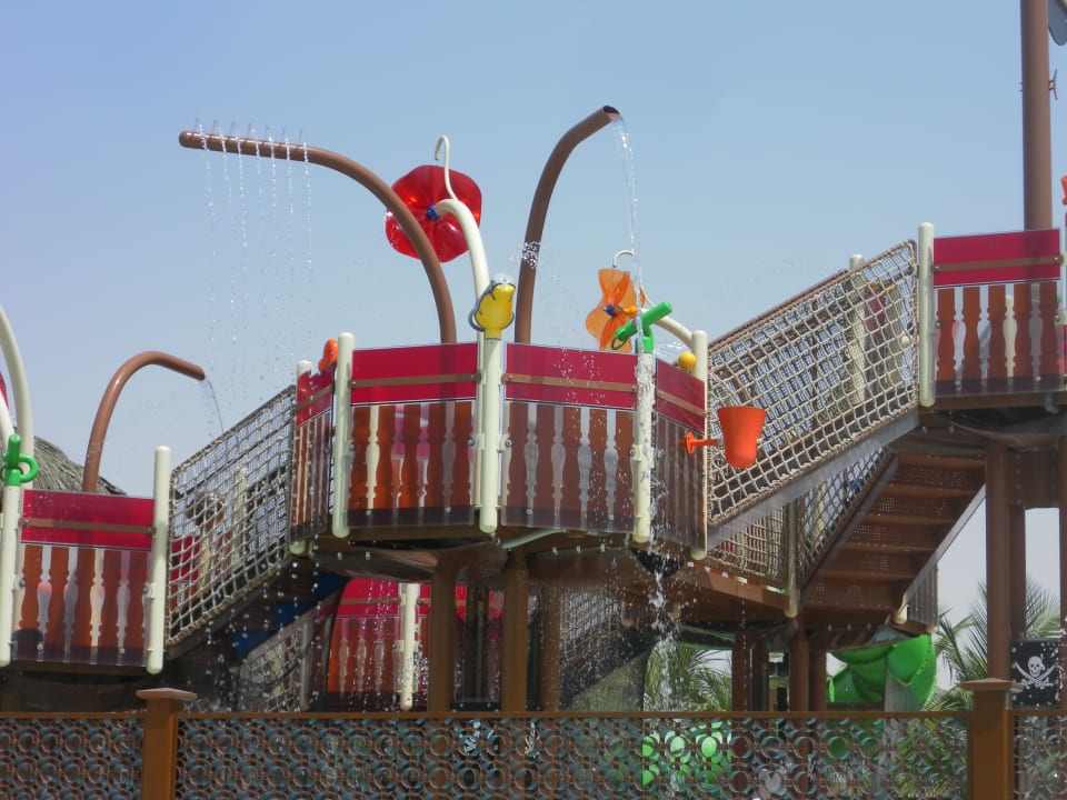 Pool DoubleTree by Hilton Resort & Spa Marjan Island