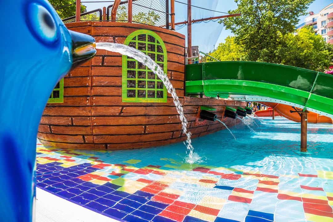 Pool Hotel Laguna Park & Aqua Club