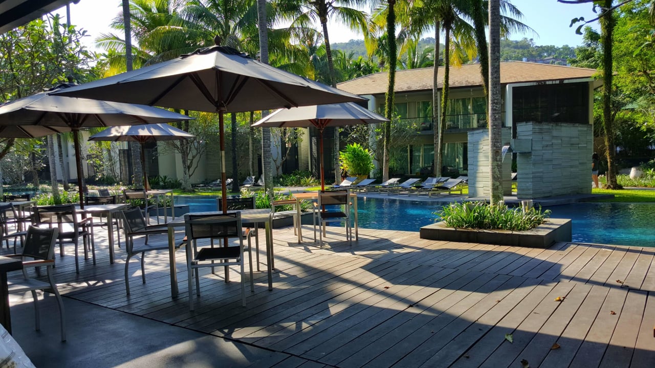 Die Poolbar Twinpalms Surin Beach Phuket
