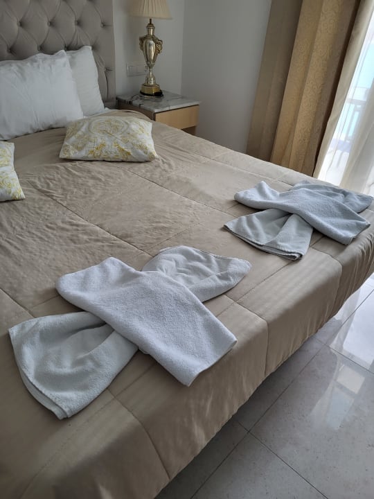 Zimmer Cavomarina Beach- Adults Only