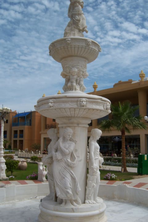 Toll Titanic Beach Spa & Aqua Park