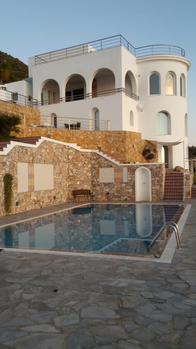 Außenansicht Refugio Cerro Gordo