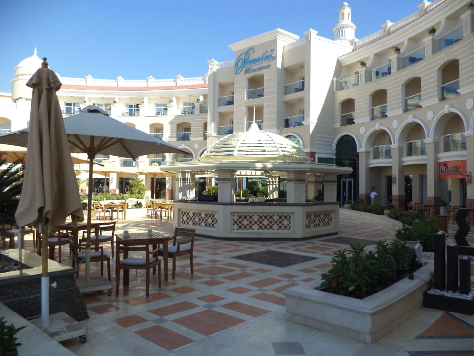 Bar vonkajsi Kaisol Romance Resort