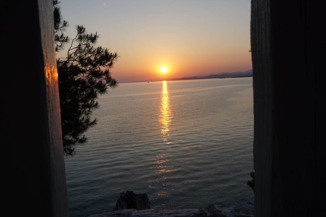 Jeden abend ein unvergesslicher Sonnenuntergang  Acrotel Athena Pallas