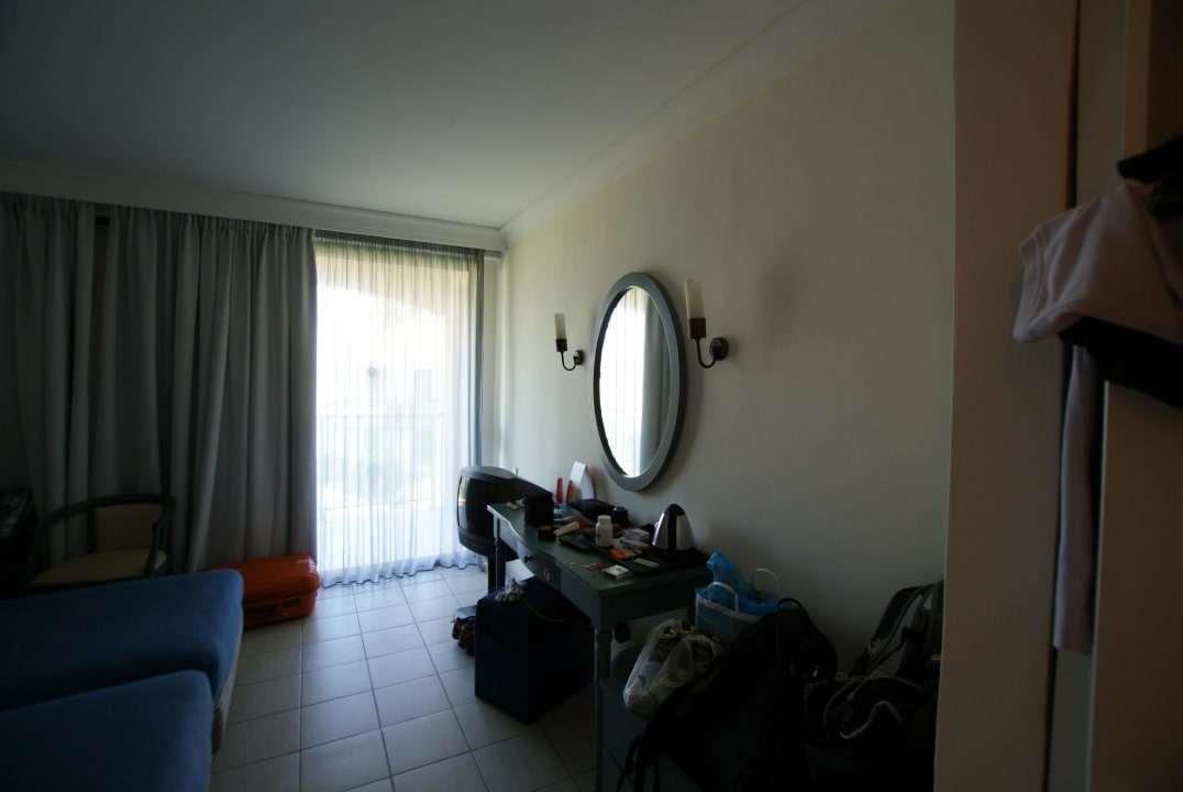 Pokoj Domes Aulūs Zante, Autograph Collection