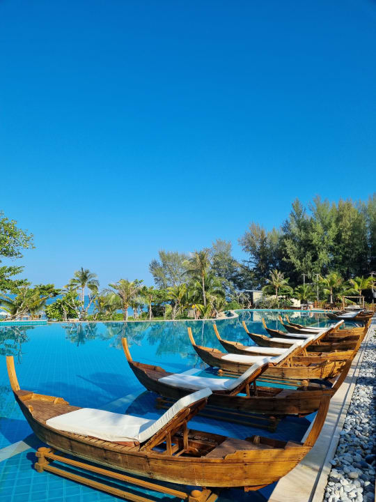 Pool Santhiya Phuket Natai Resort & Spa