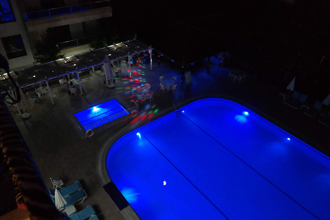 Pool und poolbar Şevki Bey Hotel