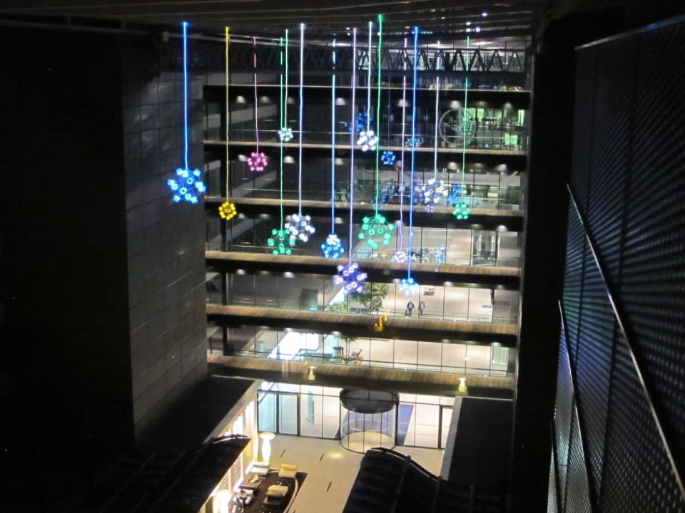 Lobby Hilton Frankfurt Airport