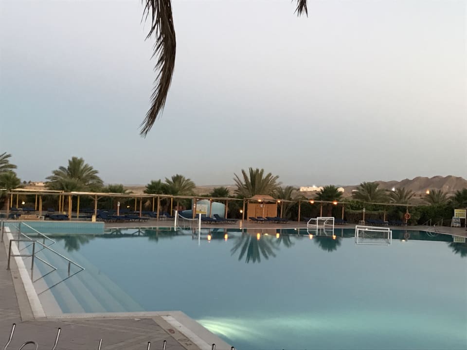 Activity Pool TUI MAGIC LIFE Kalawy
