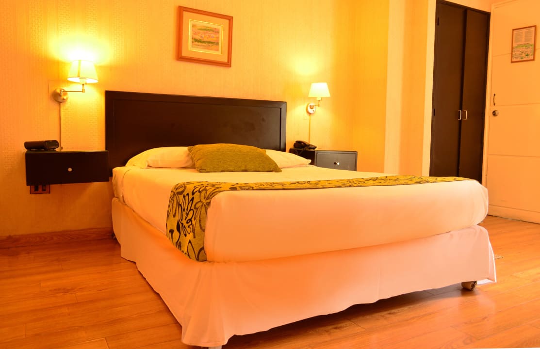 Junior suite  Hotel Basadre Suites