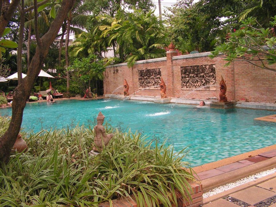 Mały basen 2 Patong Beach Hotel