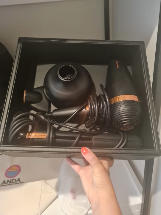 Zimmer Anda Barut Collection