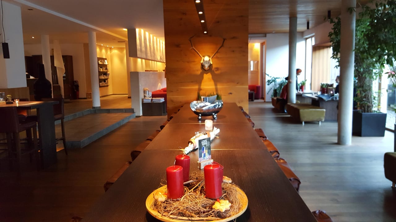 Geschmackvolle Adventsdekoration ACTIVE by Leitner's|Natur&LifestyleHotel