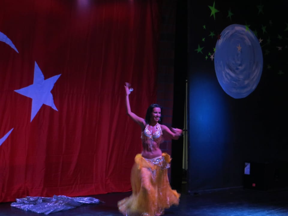 Oriental Dance Show Holiday Park Resort