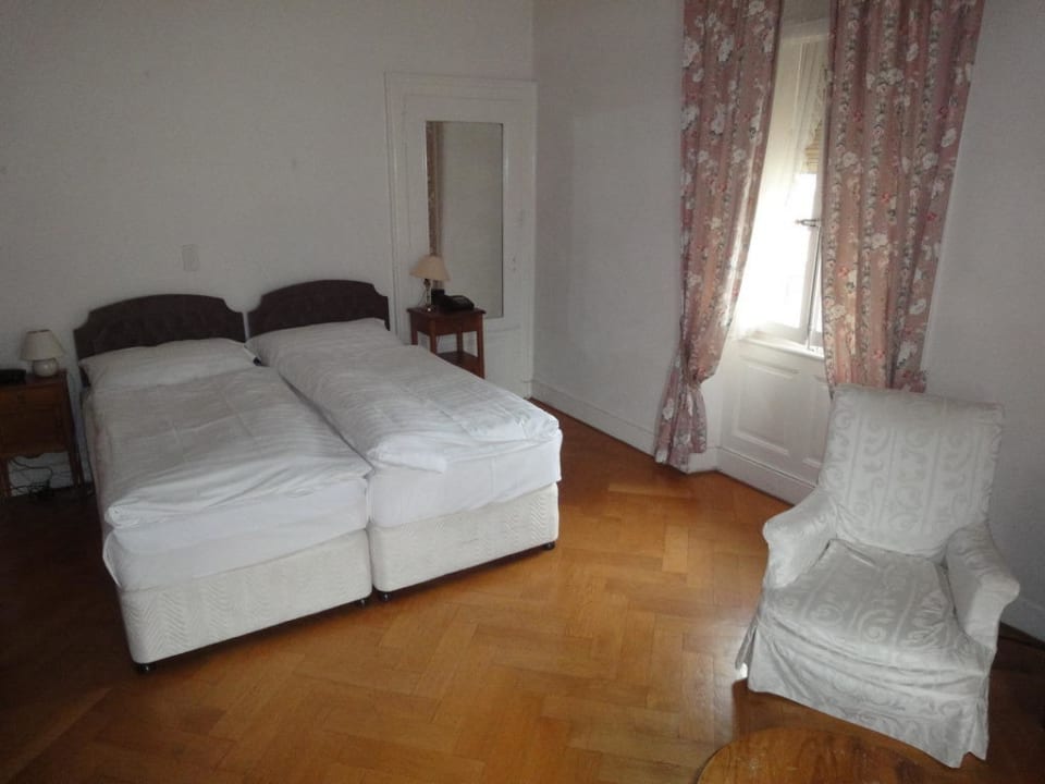 Raum 1 J5 Hotels Helvetie Montreux