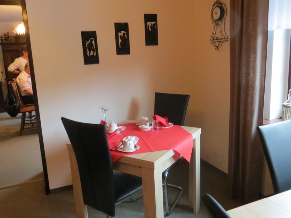 Einer der beiden Frühstücksräume Pension Ulrich