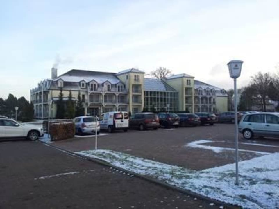 Parkplatz am Hotel Seehotel Fleesensee