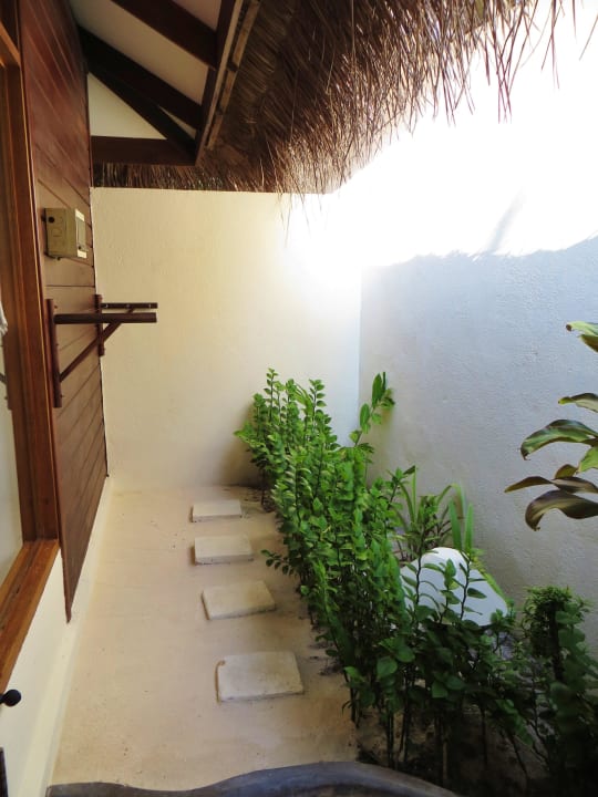 Aussendusche Kuramathi Maldives