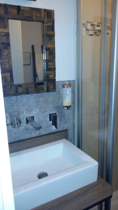 Bad Hotel Goldene Steig