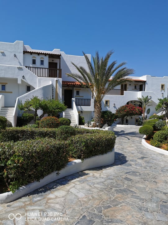 Außenansicht Alexander Beach Hotel & Village Resort