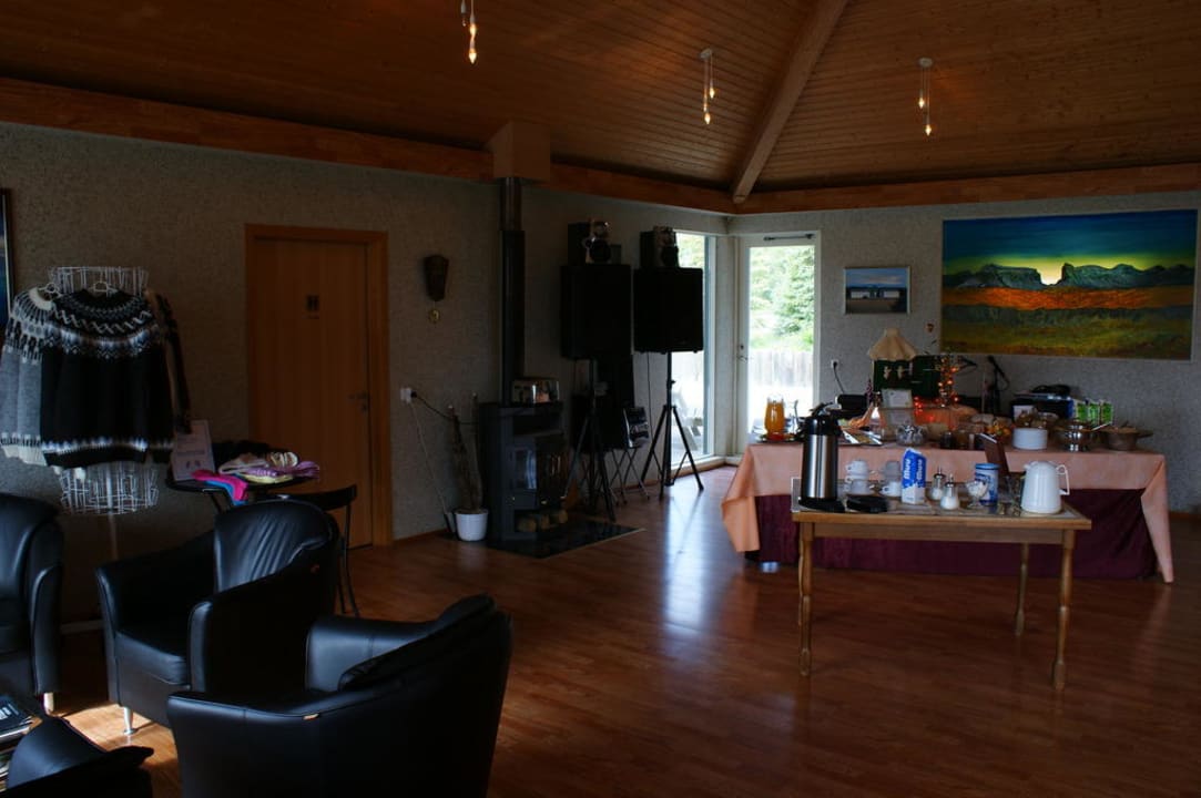 Speisesaal und Aufenthaltsraum Hotel Svartiskogur