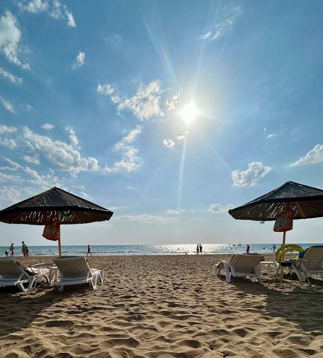 Strand Hotel Defne Garden