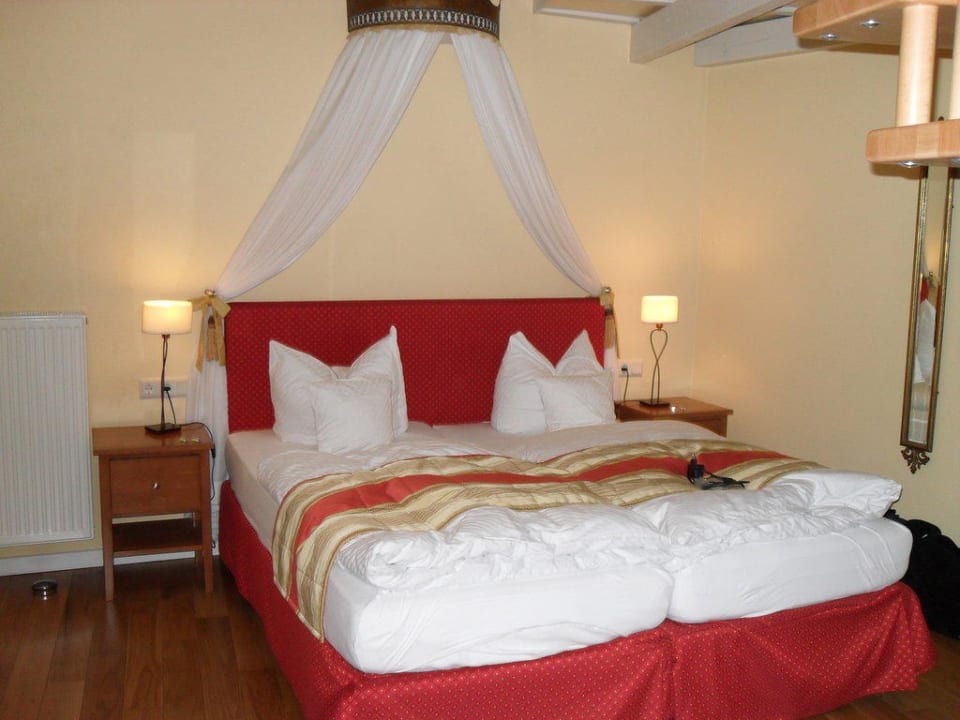 Tolles Bett  Märchenhotel