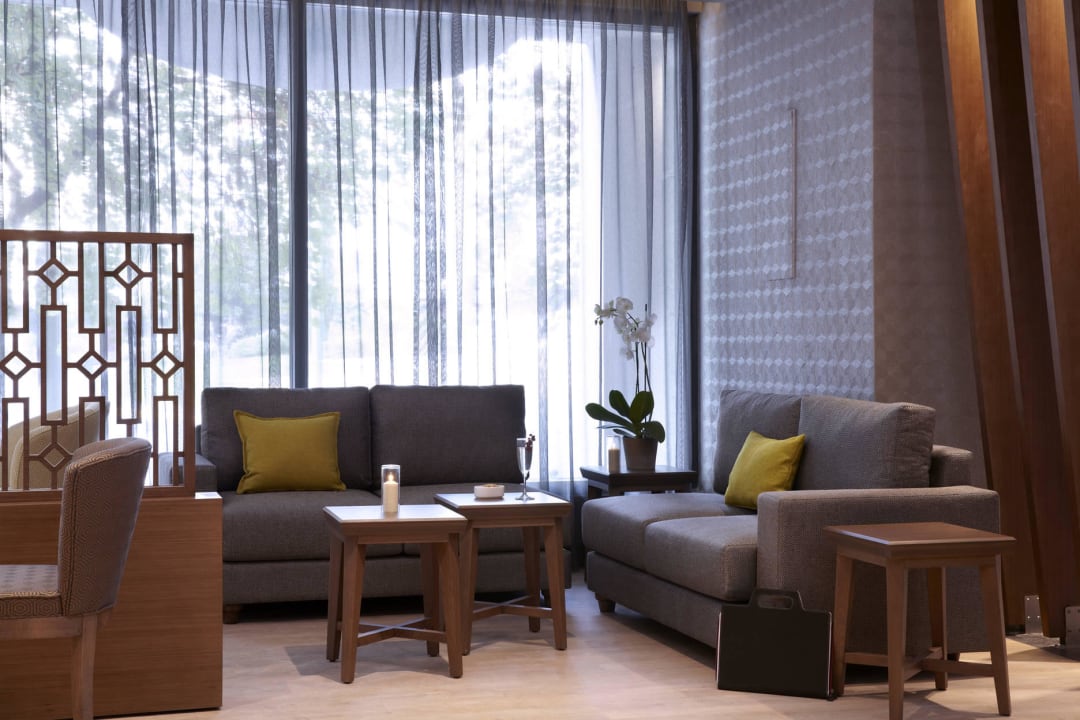 Lobby area Wyndham Grand Athens