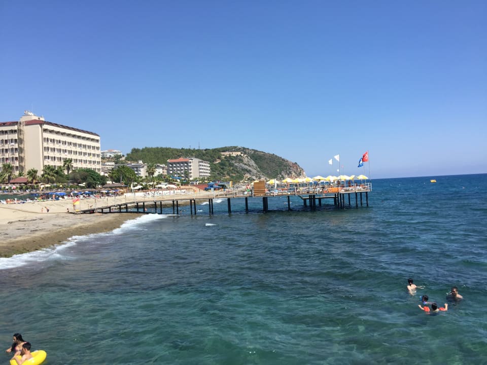 Strand Dizalya Palm Garden