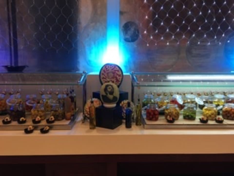 Gastro Serenity Alpha Beach