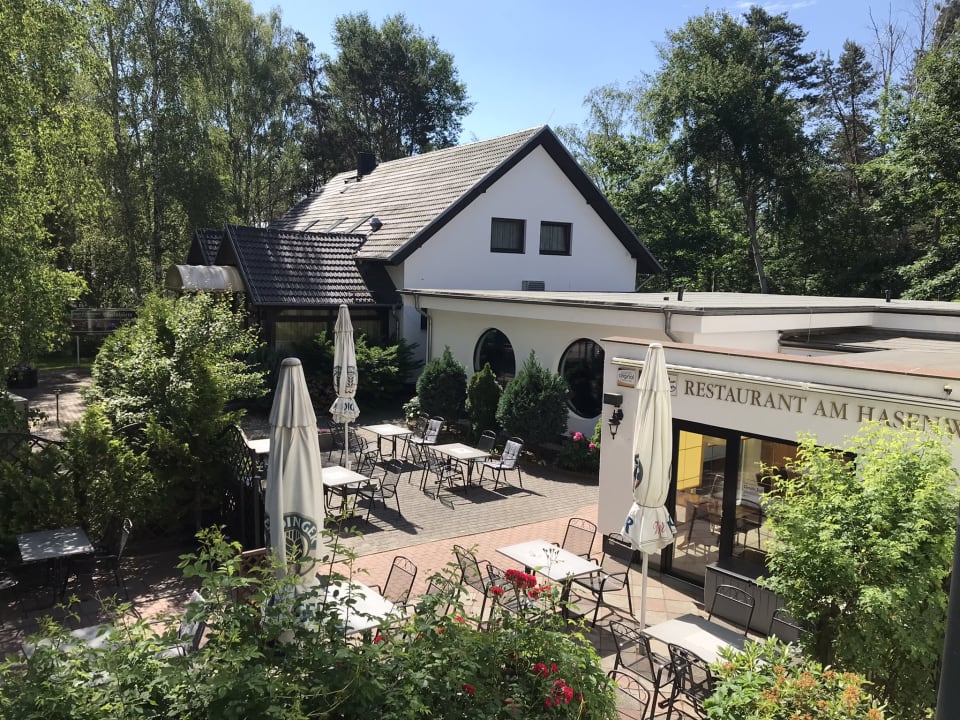 Außenansicht Hotel Waldhütte