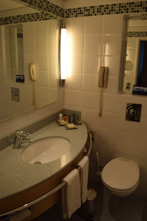 Zimmer Hilton Düsseldorf