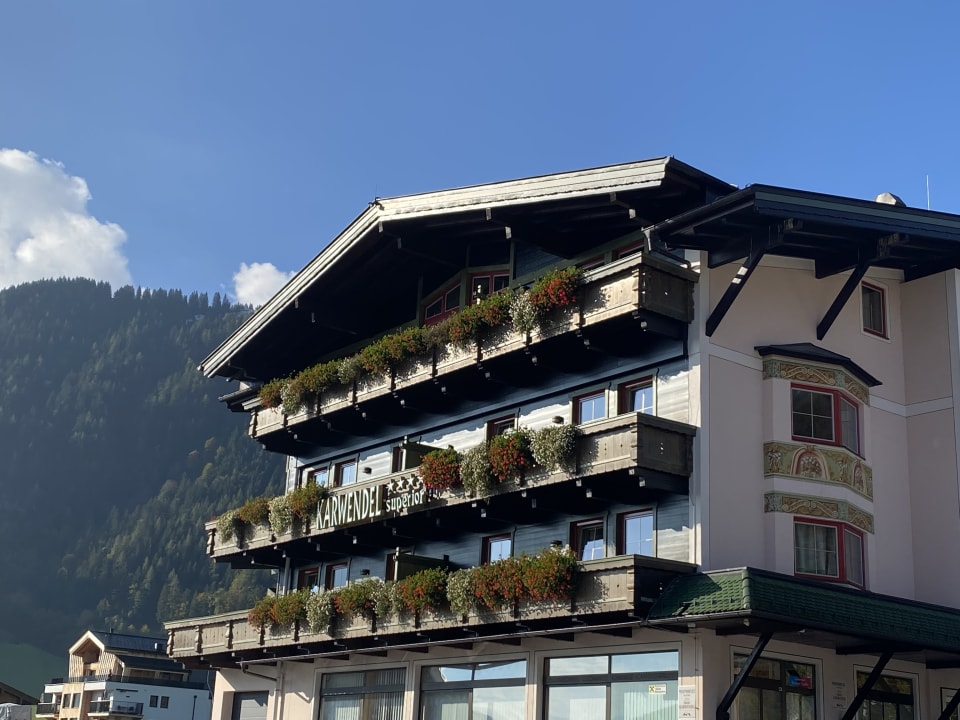 Außenansicht Das Karwendel - Ihr Wellness Zuhause am Achensee