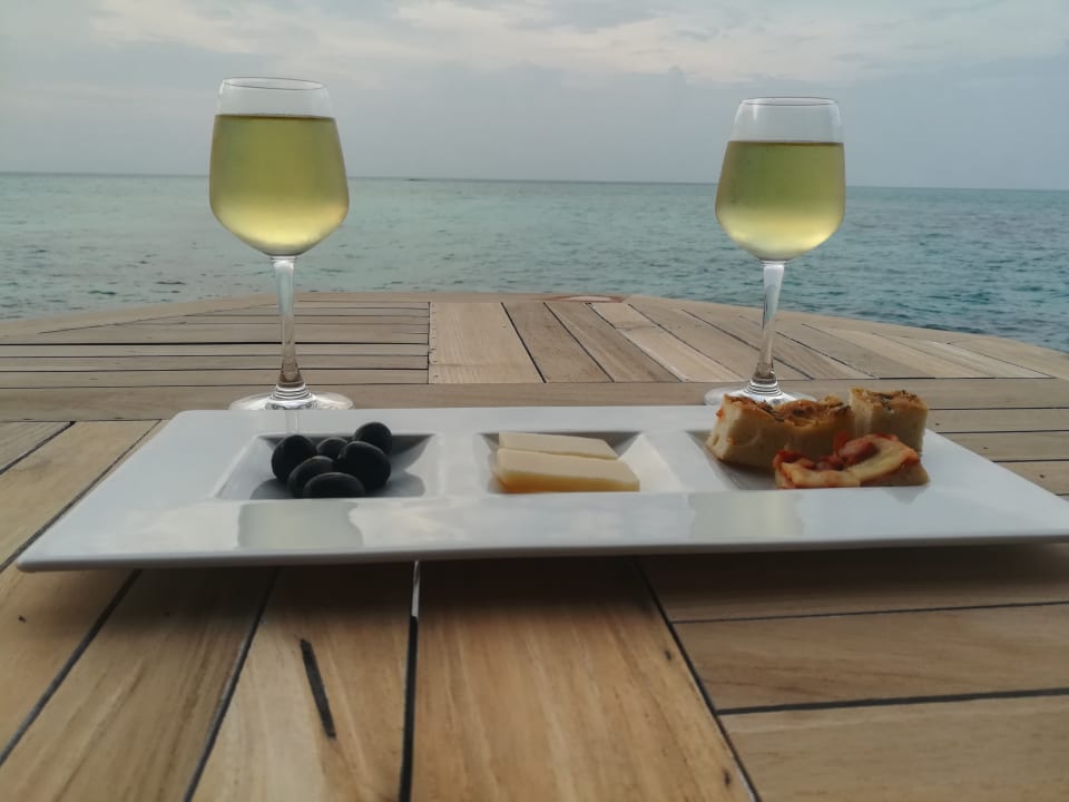 Gastro Gangehi Island Resort