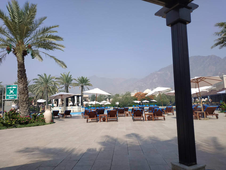 Pool Miramar Al Aqah Beach Resort