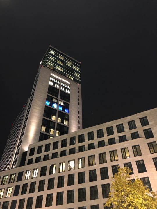 Außenansicht Waldorf Astoria Berlin