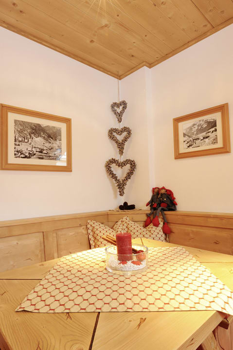 Vallüla Essecke Apartmenthaus Vermala