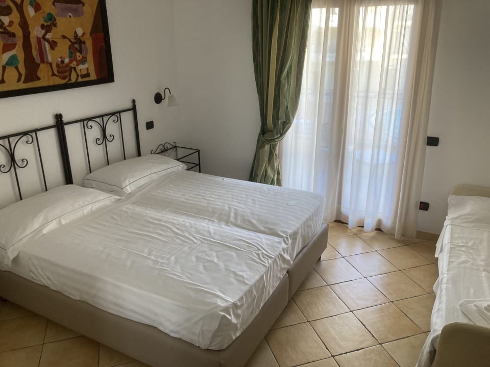 Zimmer Blu Hotel Morisco