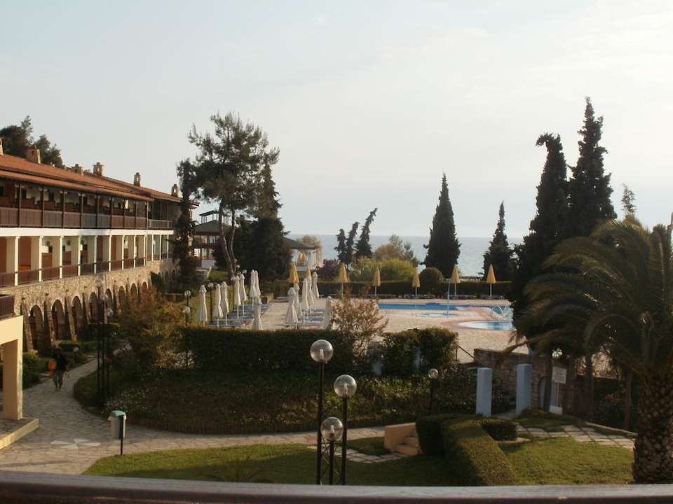 Ein irrer Ausblick aus der Bar Simantro Resort