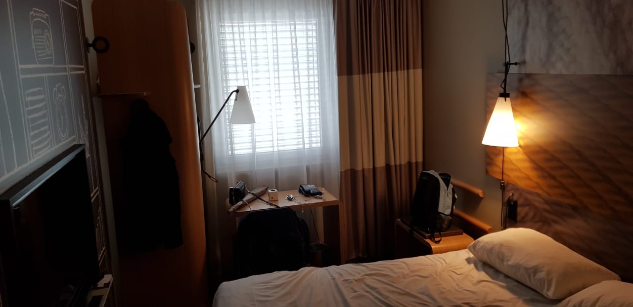 Zimmer ibis Geneve Centre Lac